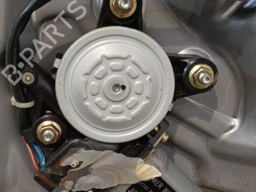 Used Rear left window mechanism Rear left window mechanism HYUNDAI SANTA FÉ I (SM) 2.4 16V 4x4 (146 hp) 22821924 22821924