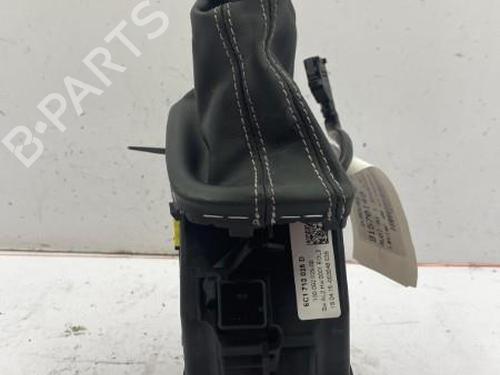 Used Gear lever AUDI A1 Sportback (8XA, 8XF) 1.6 TDI (115 hp) 22839680