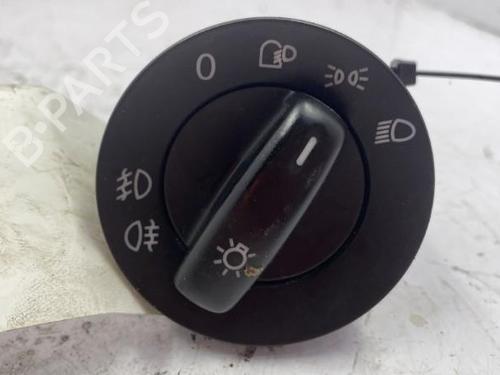 Used Headlight switch Headlight switch VW JETTA III (1K2) 1.9 TDI (105 hp) 22838331 22838331