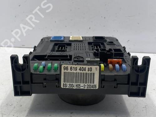 Used Fuse box PEUGEOT 307 (3A/C) 1.6 HDi (90 hp) 22829853