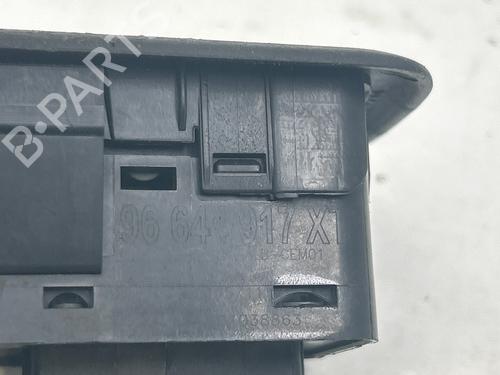 Used Left front window switch Left front window switch 37472496 37472496