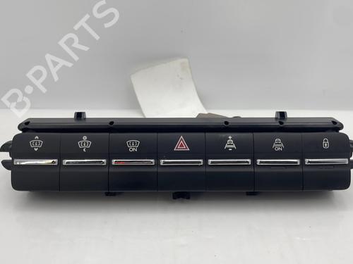 warning-switch-peugeot-5008-0u_-0e_-2009-2010-2011-2012-2013-2014-2015-2016-2017-31581649 main image
