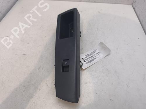 Used Right front window switch Right front window switch CHEVROLET CRUZE Hatchback (J305) 1.6 (124 hp) 27641326 27641326