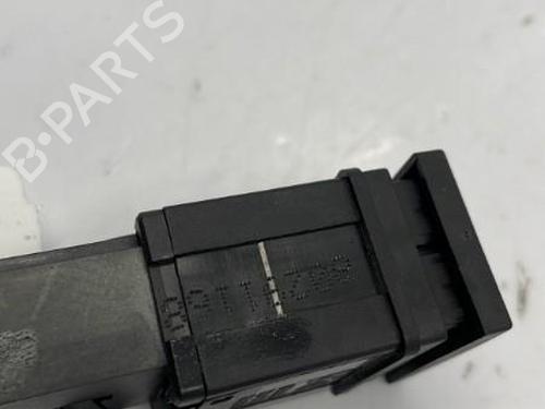 Used Warning switch VW POLO (9N_, 9A_) 1.4 TDI (80 hp) 22831462