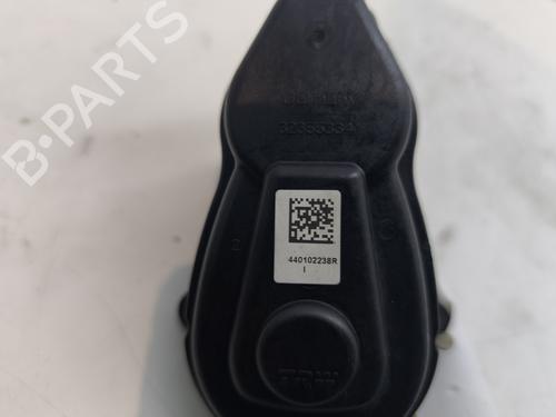 electric-handbrake-renault-megane-iv-hatchback-b9amn_-2015-26386412 main image