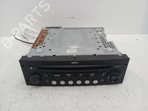 Used Radio PEUGEOT 5008 (0U_, 0E_) 1.6 HDi (110 hp) 30327013