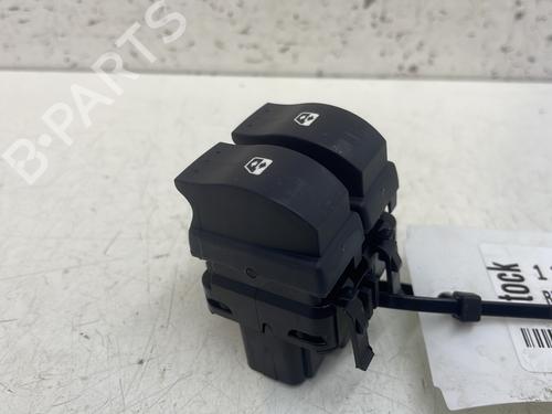 Used Switch RENAULT CLIO II (BB_, CB_) 1.5 dCi (B/CB07) (65 hp) 27924534