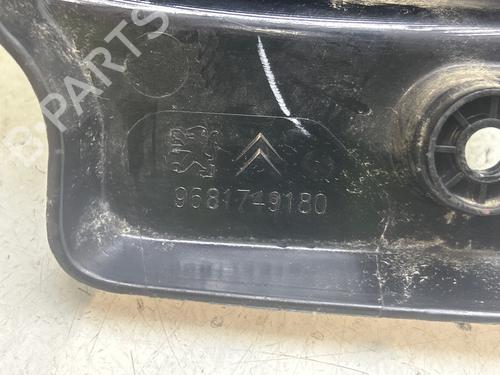 right-taillight-citroen-c3-picasso-sh_-2008-39599917 main image
