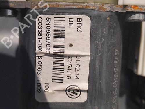 Used Front right window mechanism Front right window mechanism VW TIGUAN (5N_) 2.0 TDI (140 hp) 22824295 22824295