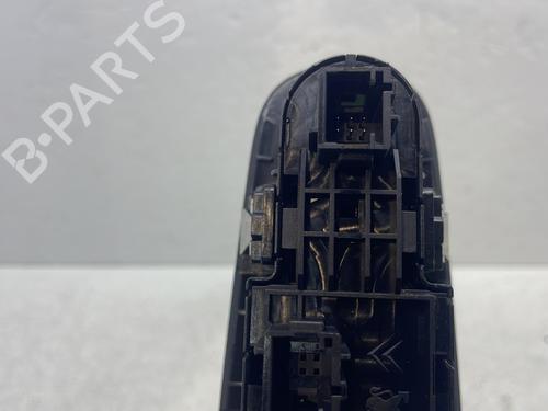 Used Left front window switch Left front window switch PEUGEOT 308 II (LB_, LP_, LW_, LH_, L3_) 1.6 BlueHDi 120 (120 hp) 31807021 31807021