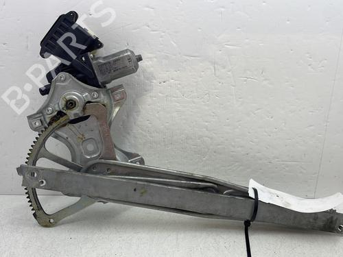 Lève-vitre avant gauche TOYOTA YARIS (_P13_) 1.5 Hybrid (NHP130_, NHP130) (101 hp) 31643204