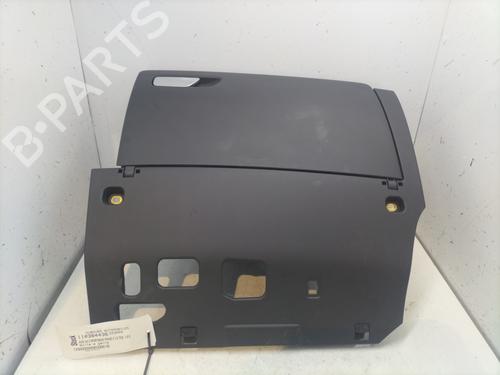 Used Glove box AUDI A3 Sportback (8VA, 8VF) 35 TFSI (150 hp) 28823970