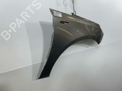Used Right front fenders Right front fenders 38721228 38721228