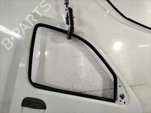 Used Right front door RENAULT KANGOO Express (FC0/1_) 1.5 dCi (61 hp) 28824256