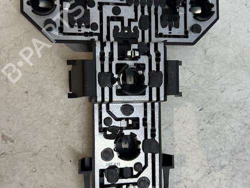 Used Lamp holder VW GOLF IV (1J1) 1.4 16V (75 hp) 27861362