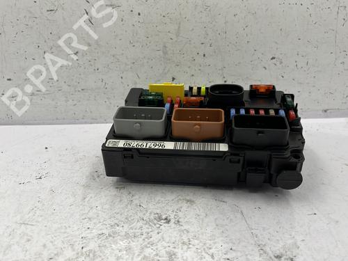 fuse-box-citroen-c3-pluriel-hb_-2003-24981608 main image