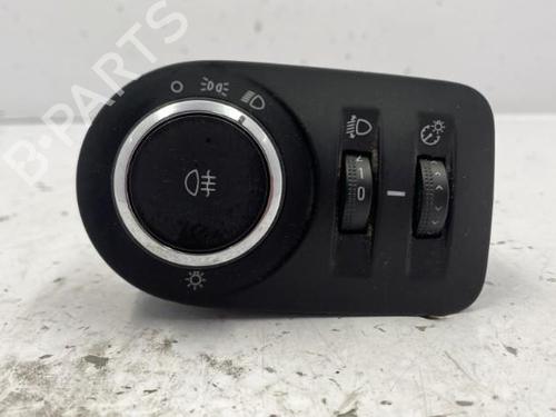 Used Headlight switch OPEL MERIVA B MPV (S10) 1.4 (75) (100 hp) 22835360