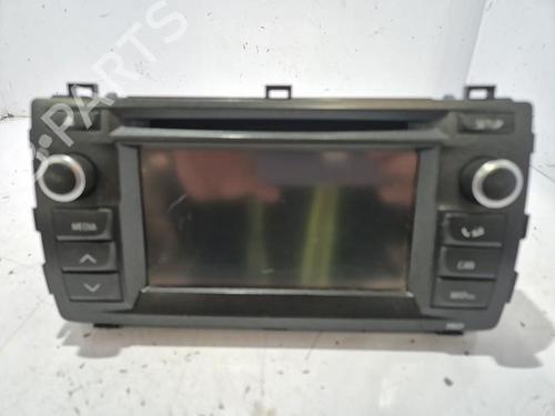 Used Radio Radio TOYOTA AURIS (_E18_) 1.8 Hybrid (ZWE186_, ZWE186R) (136 hp) 22840666 22840666
