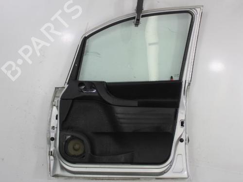 Used Right front door OPEL ZAFIRA A MPV (T98) 2.0 DTI 16V (F75) (101 hp) 22815077