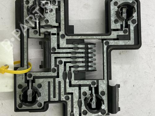 Used Lamp holder Lamp holder OPEL VECTRA B Hatchback (J96) 2.0 DTI 16V (F68) (101 hp) 22818617 22818617