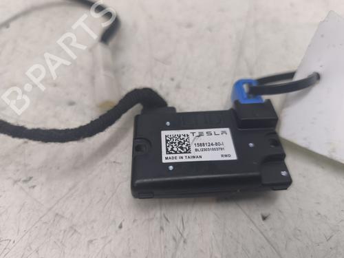Electronic module TESLA MODEL Y (5YJY) Long Range All-wheel Drive | BP31581410M83  - Image 5
