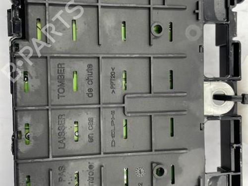 Used Fuse box PEUGEOT 206 Hatchback (2A/C) 1.4 HDi eco 70 (68 hp) 22832312