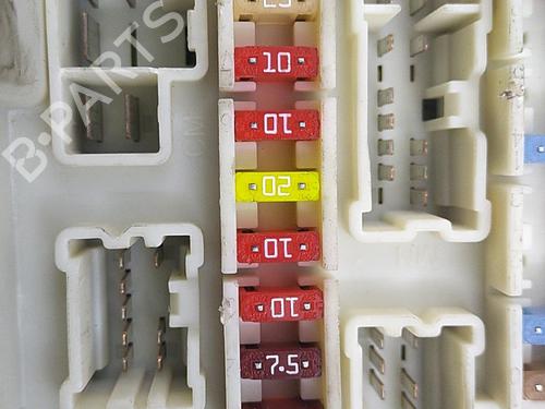 Used Electronic module Electronic module RENAULT SCÉNIC II (JM0/1_) 1.5 dCi (JM1E, JM16) (106 hp) 22825389 22825389