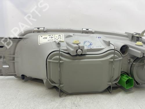 Scheinwerfer rechts FORD FIESTA IV (JA_, JB_) 1.25 i 16V | BP28823837C29