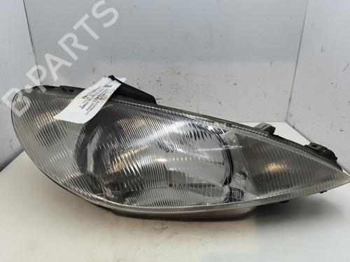 Used Right headlight PEUGEOT 206 Hatchback (2A/C) 1.4 i (75 hp) 27665071