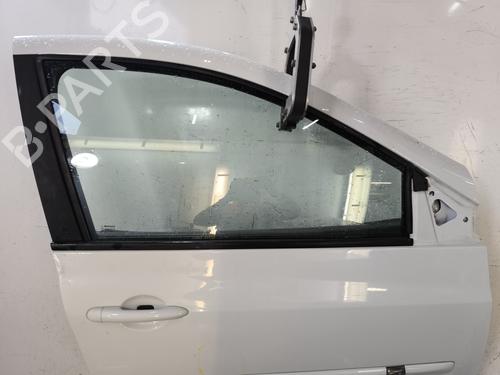 Right front door RENAULT CLIO III (BR0/1, CR0/1) 1.2 16V | BP32382831C3