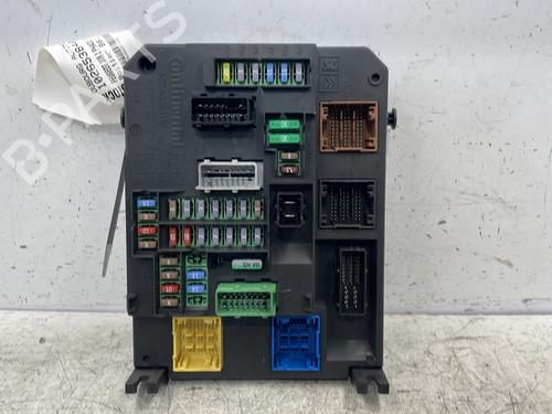 Used Fuse box PEUGEOT 308 II (LB_, LP_, LW_, LH_, L3_) 2.0 GT BlueHDi 180 (181 hp) 24310153