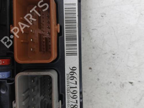 Electronic module CITROËN C3 II (SC_) 1.4 HDi 70 (SC8HZC, SC8HR0, SC8HP4) | BP38030024M83 - Image 2