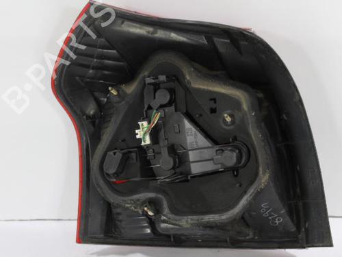 Høyre baklys Høyre baklys TOYOTA COROLLA (_E12_) 2.0 D-4D (CDE120_, CDE120R) (90 hp) 22813855 22813855