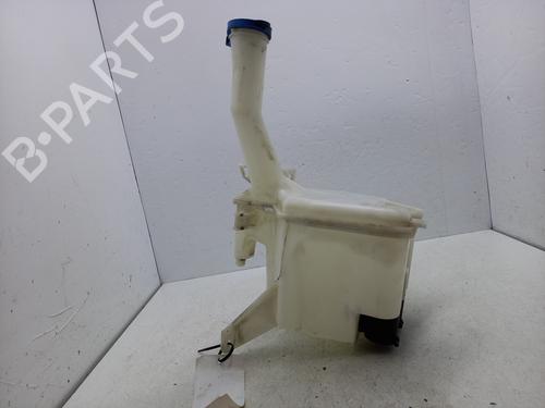 windscreen-washer-tank-toyota-yaris-_p9_-2005-2006-2007-2008-2009-2010-2011-2012-2013-2014-32205093 main image