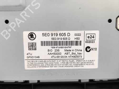 Used Radio Radio SKODA OCTAVIA III Combi (5E5, 5E6) 2.0 TDI 4x4 (150 hp) 40516071 40516071