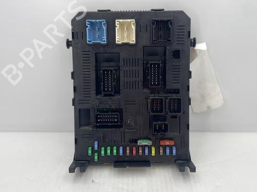 Used Fuse box CITROËN C4 I (LC_) 1.6 HDi (109 hp) 31880270