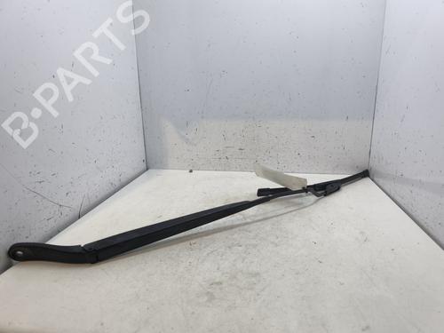 Used Front windshield wiper arm CITROËN DS3 (SA_) 1.6 HDi 90 (92 hp) 28568317