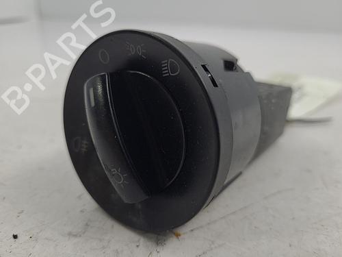 Used Headlight switch Headlight switch VW POLO IV (9N_, 9A_) 1.4 TDI (70 hp) 22823897 22823897