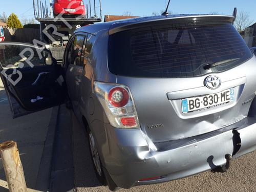 Used Parts TOYOTA VERSO (_R2_) 2.0 D-4D (AUR20_, AUR20R) 4405602