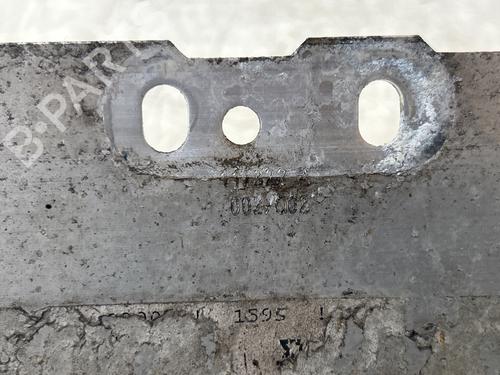 Used Front bumper reinforcement Front bumper reinforcement 37032049 37032049