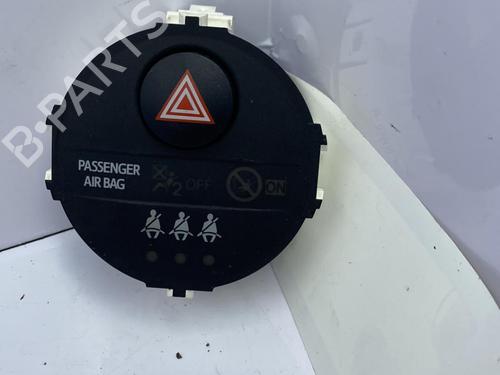 Used Warning switch Warning switch TOYOTA YARIS (_P13_) 1.4 D (NLP130_, NLP130) (90 hp) 22829655 22829655