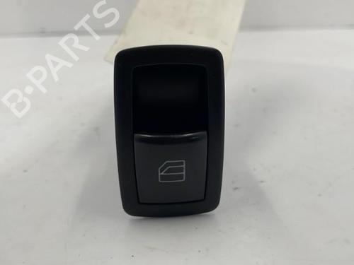 Used Right front window switch Right front window switch MERCEDES-BENZ B-CLASS Sports Tourer (W245) B 180 CDI (245.207) (109 hp) 22831206 22831206