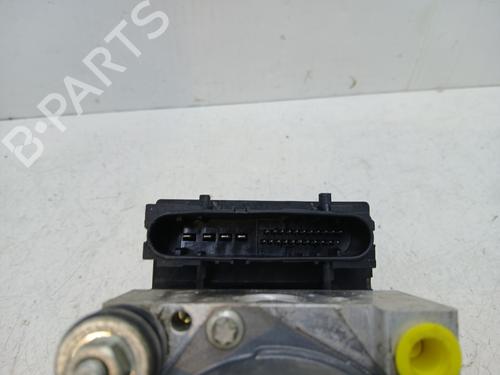 Used ABS pump ABS pump RENAULT CLIO II (BB_, CB_) 1.5 dCi (100 hp) 35886588 35886588