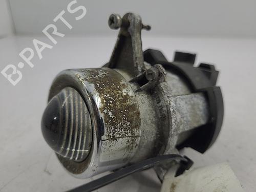 Used Left front fog light Left front fog light 22823221 22823221