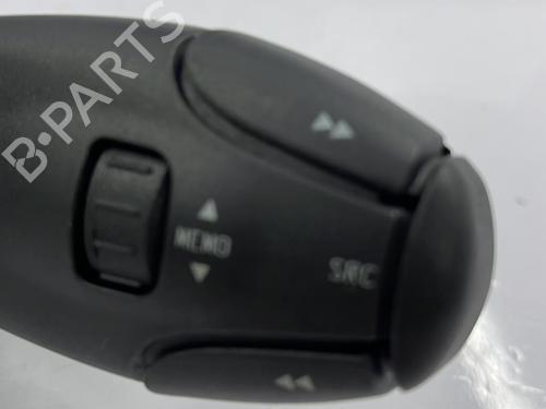 Steering column stalk PEUGEOT 207 (WA_, WC_) 1.4 HDi | BP22822470I23 