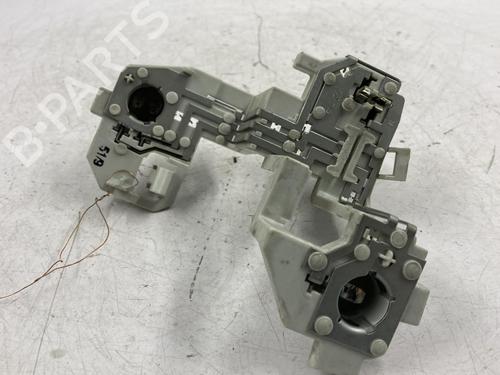 Used Lamp holder FORD FIESTA VI (CB1, CCN) 1.4 TDCi (68 hp) 22817446