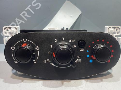 Used Climate control Climate control DACIA SANDERO II 1.0 SCe 75 (B8JC, B8JD, B8NC) (73 hp) 29338987 29338987