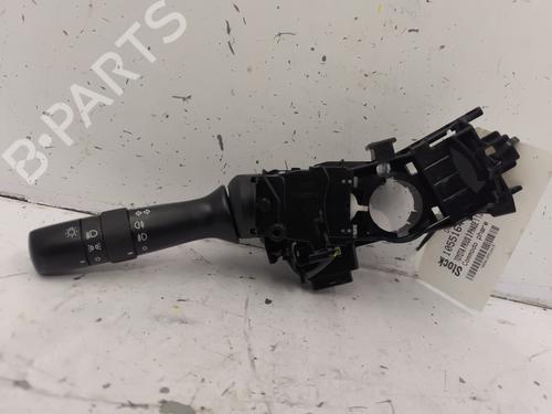 switch-toyota-prius-_w3_-2008-2009-2010-2011-2012-2013-2014-2015-2016-25758207 main image