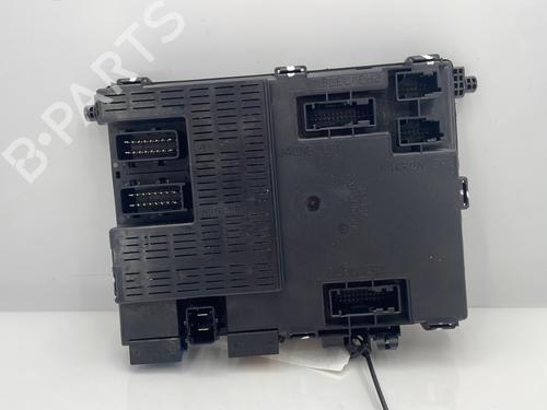 fuse-box-peugeot-406-8b-1995-1996-1997-1998-1999-2000-2001-2002-2003-2004-2005-32045512 main image