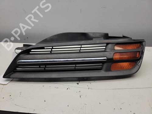 Used Grille NISSAN MICRA III (K12) 1.2 16V (80 hp) 26737377